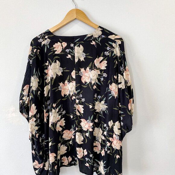 Aritzia Talula Cosima Floral Kimono Cardigan | Black Beige Pink | Size S - Picture 4 of 8